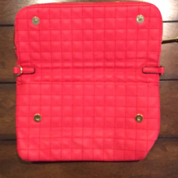 Jessica Simpson Clutch Purse - Picture 5 of 8